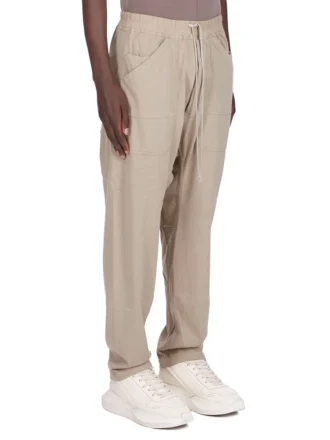 DRKSHDW FW25 CONCORDIANS CLASSIC CARGO CON CORDÓN EN JERSEY COMPACTO Y PESADO DIRTY PEARL DU02E7370RIG-88 DRKSHDW FW25 CONCORDIANS CLASSIC CARGO CON CORDÓN EN JERSEY COMPACTO Y PESADO DIRTY PEARL DU02E7370RIG-88