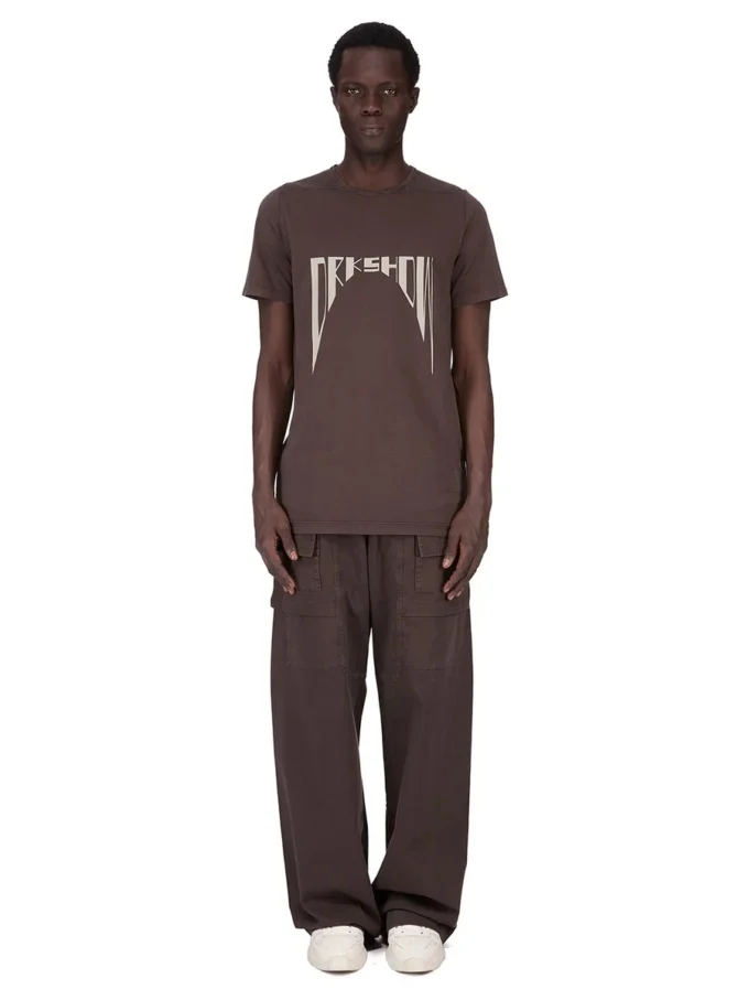 DRKSHDW FW25 CONCORDIANS NIVEL T EN JERSEY DE ALGODÓN DE PESO MEDIO COLOR POLVO OSCURO SUCIO/PERA DU02E7250RNEP4P-7808 DRKSHDW FW25 CONCORDIANS NIVEL T EN JERSEY DE ALGODÓN DE PESO MEDIO COLOR POLVO OSCURO SUCIO/PERA DU02E7250RNEP4P-7808