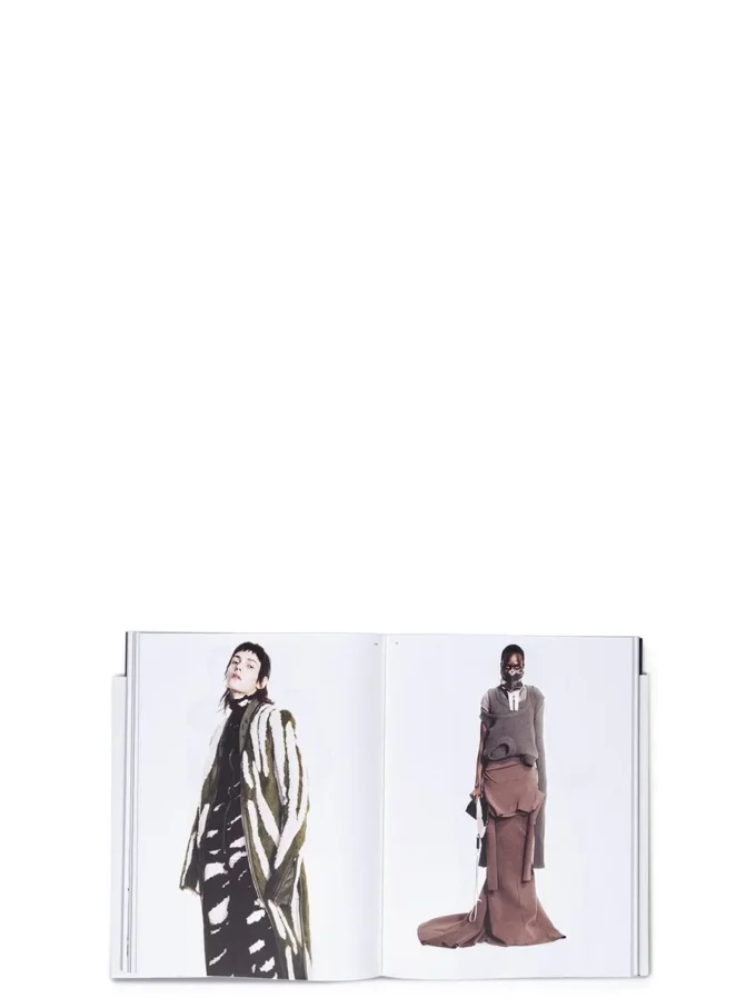 RICK OWENS – LIBROS BK02CLEVITT-100 RICK OWENS – LIBROS BK02CLEVITT-100