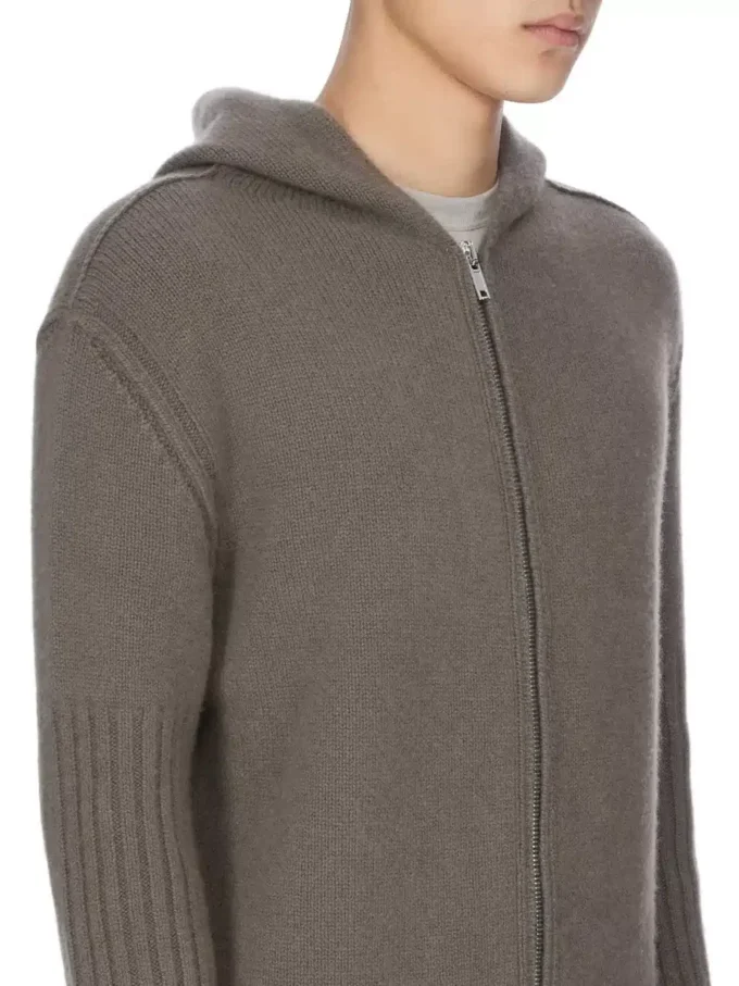 Sudadera con capucha y cremallera Concordians PreCollección Otoño/Invierno 25 de Rick Owens en punto de cachemir color polvo Las Palmas. RU02E1666KLWS-34 Sudadera con capucha y cremallera Concordians PreCollección Otoño/Invierno 25 de Rick Owens en punto de cachemir color polvo Las Palmas. RU02E1666KLWS-34
