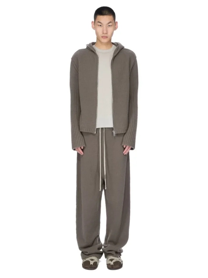Sudadera con capucha y cremallera Concordians PreCollección Otoño/Invierno 25 de Rick Owens en punto de cachemir color polvo Las Palmas. RU02E1666KLWS-34 Sudadera con capucha y cremallera Concordians PreCollección Otoño/Invierno 25 de Rick Owens en punto de cachemir color polvo Las Palmas. RU02E1666KLWS-34
