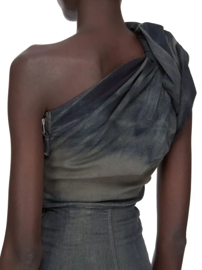 VESTIDO CONCORDIANS TWIST DE RICK OWENS FW25 EN DENIM ELÁSTICO CON FLECOS DEGRADADO DRKDUST. RP02E4521SDKDEG-78D VESTIDO CONCORDIANS TWIST DE RICK OWENS FW25 EN DENIM ELÁSTICO CON FLECOS DEGRADADO DRKDUST. RP02E4521SDKDEG-78D